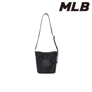 MLB (3ABMMC25N-50BKS) 모노그램 스웨이드 버킷백