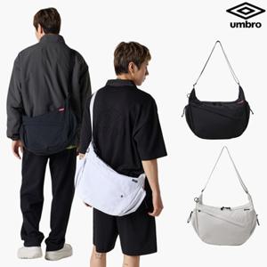 [엄브로] 슬랜트 호보 크로스백 UQ323CBG93