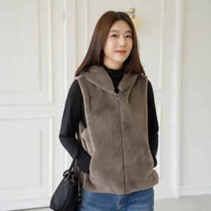 엄마옷 마담4060 보들부들후드퍼조끼 데일리 여성 -ZVE2511005-