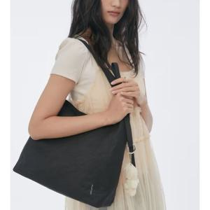 [질스튜어트핸드백]블랙 나일론 리본 포인트 숄더백 L JABA6E200 BK