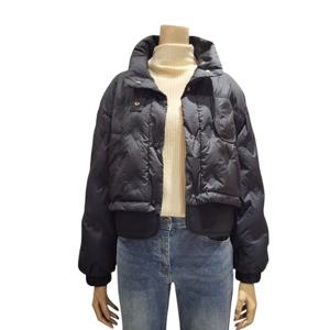 [반에이크]가죽 배색 크롭 다운점퍼 VB5YDWM512Z