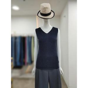 SI 세이브존04 메쉬 꽈배기 민소매 니트 SKU2129540NA