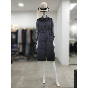 SI 세이브존04 민소매 누빔패턴 집업 원피스 SJO1125240BK