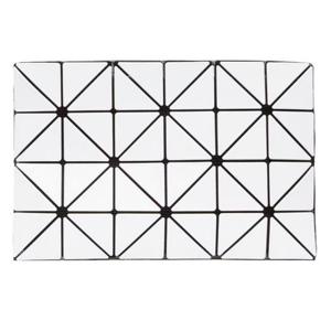 이세이미야케 바오바오 루센트 파우치 화이트 AG055-01