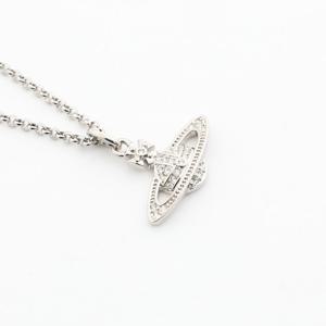 [당일발송]비비안웨스트우드 미니 바스 릴리프 펜던트 실버 여성 목걸이 63020104 02P116