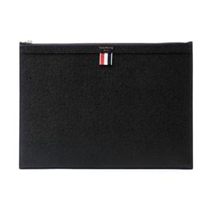 톰브라운 페블 그레인 레더 미디엄 클러치