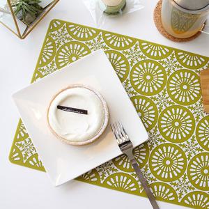 [샤이닝홈] 컬러팝 다이닝 식탁매트 2P 실리콘테이블매트