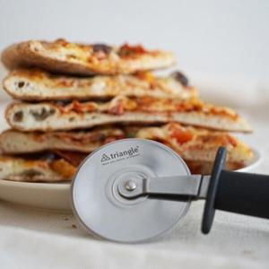 아트박스/트라이앵글 피자 커터나이프