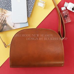 [버키쉬] BA2558_하프문 미니 크로스백