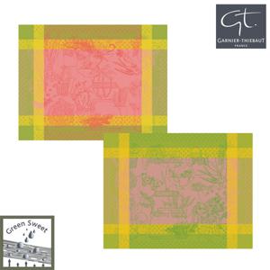 가르니에티보 스프링 식탁매트