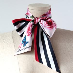 [더로라] 넓은폭 실크 트윌리 - 로즈 스트라이프 S8345