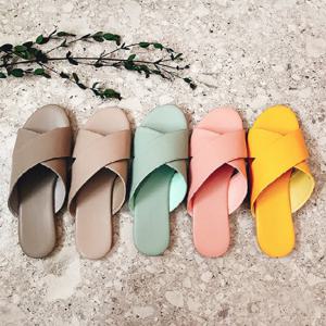 [블루피오레] 와이드밴드 샌들 쪼리 BFS482