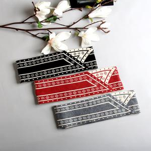 [더로라] 니트 넥크 머플러- 토템문자 타이 S9080