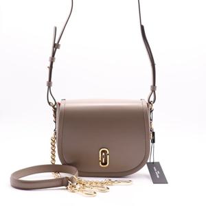 마크제이콥스 더 새들백 M0015897-055 시멘트 THE SADDLE