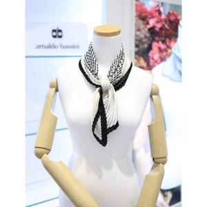 [아날도바시니] 마름모 패턴 주름 스카프 ABSS-20356