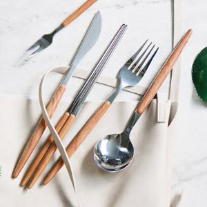 델리아 슬림 커트러리 4종세트 스푼 젓가락 포크 나이프 양식기