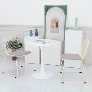 플로윙 1~3인용 식탁 화이트 원형 테이블 700파이