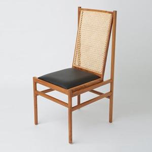 E465 티크원목 PU가죽 천연라탄 의자