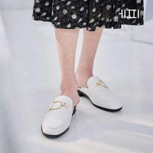 [에피소드블랑] 20대 30대 여성 레더 버클 U팁 모던 뮬 3cm