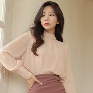 오드 BLM282 쉬폰 셔링 타이 블라우스