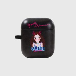[육심원] 에어팟케이스 블랙루나