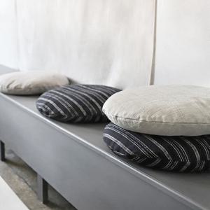 까사베르데 자카드 스트라이프 사무실 카페 좌식 원형방석2color