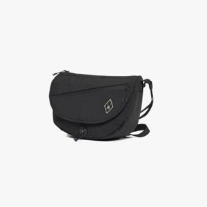 [스파이더] 공용 블랙 다이아 반달 크로스백 SPHFBNBG303UBLK