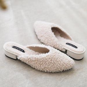 갓슈 보글시져스 3cm 로우힐 털블로퍼