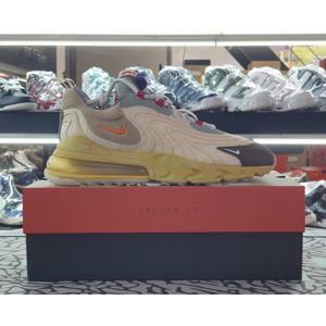 트래비스 스캇 X 나이키 에어맥스 270 리액트 캑터스 트레일 CT2864-200