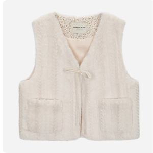 [써스데이아일랜드](T258MVT271W)소프트 퍼 베스트