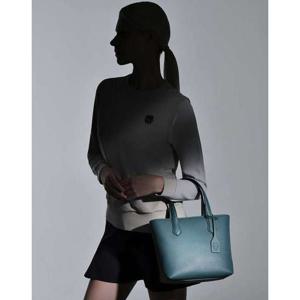 닥스 골프 여성 24FW 닥스골프 X 아서앤그레이스 블루 셀린 24 토트백 DNGF4F853T2