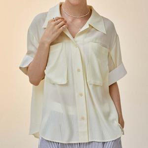 샵앤) 여성 카라 은은한 스트라이프 루즈핏 반팔 블라우스 CL-WBL0388