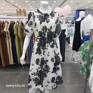 [아니베에프]A55WOP510 플라워 프린트 라운드넥 플레어 원피스_G