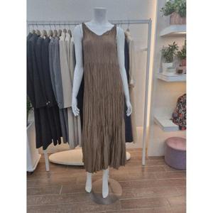 아니베F 세이브존06 브이넥 플리츠원피스 A57WOP50J0