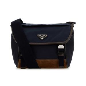 26 SS 프라다 로고 플라크 폴드오버 탑 메신저백 2VD066VOOF384