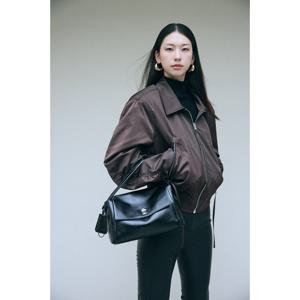 라지오 M 사첼백 RA2F7ABG462WBK