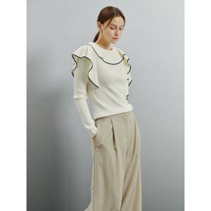 [아이잗컬렉션(피)]플로럴 러플 디테일 니트 풀오버 CRAA1PO221