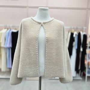 [샤틴]진주라인배색 퍼 숄 가디건S254K953A06