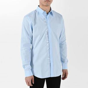 지방시 로고프린트 남성셔츠 블루 BM60FM12Q2 452