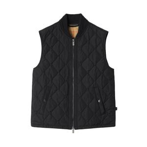 [버버리] FW25 남성 퀄팅 나일론 질레 조끼 8110185 M TIVERTON A1189