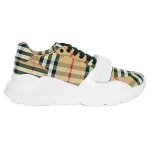 버버리 여성 REGIS 로우탑 스니커즈 아카이브베이지 8020281