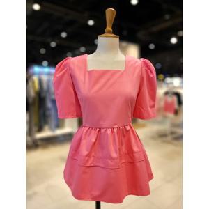 [포커스]퍼프소매 허리끈 스퀘어넥 블라우스 (FM3E7BL0405)