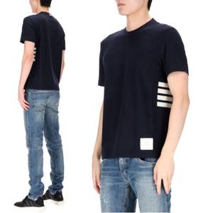 [톰브라운] 사선 MJS219A J0084 415 남성 울 반팔 티셔츠