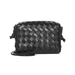 25 FW 보테가 베네타 루프 인트레치아토 미니 카메라 백 723547V1G11
