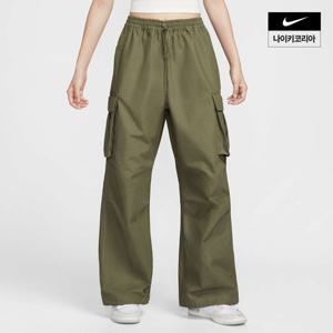 [나이키] 스포츠웨어 여성 미드라이즈 오버사이즈 우븐 카고 팬츠 HV1967-222