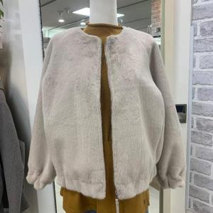 미센스 DP01 라운드넥 인조 밍크 MB4ZFUM202ZLBF