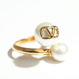 VALENTINO 발렌티노 V로고 시그니처 메탈 & 진주 링 (5W0J0W79 UXM 0O3 5W2J0W79 0O3)