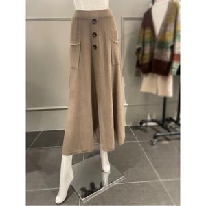 르니앤맥코이 A라인 단추장식 니트 스커트 (MN02KS700HJY)