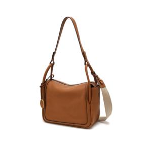 [헤지스핸드백] 레더 토트 숄더백 L  HIBA4E162W2