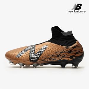 뉴발란스 테켈라 V4 프로 FG 끈없는 축구화 707O80